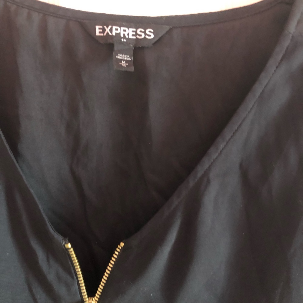 Express top - Picture 2 of 2
